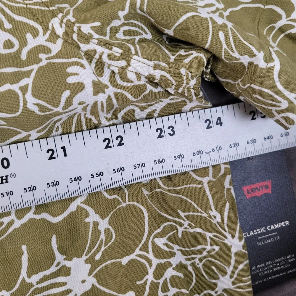 Levis‎ Mens Classic Camper Relaxed Fit Short Sleeve Shirt Olive Floral L NEW